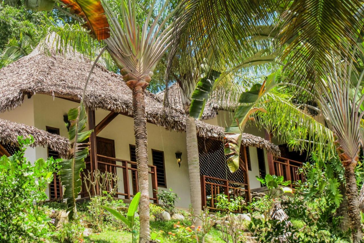Sakatia Lodge Ampasimena Exterior foto
